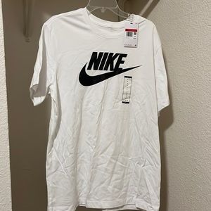 Basic White Nike Tshirt